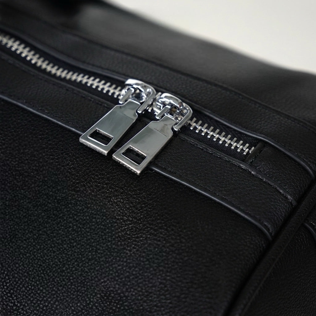 Duffle Black leather